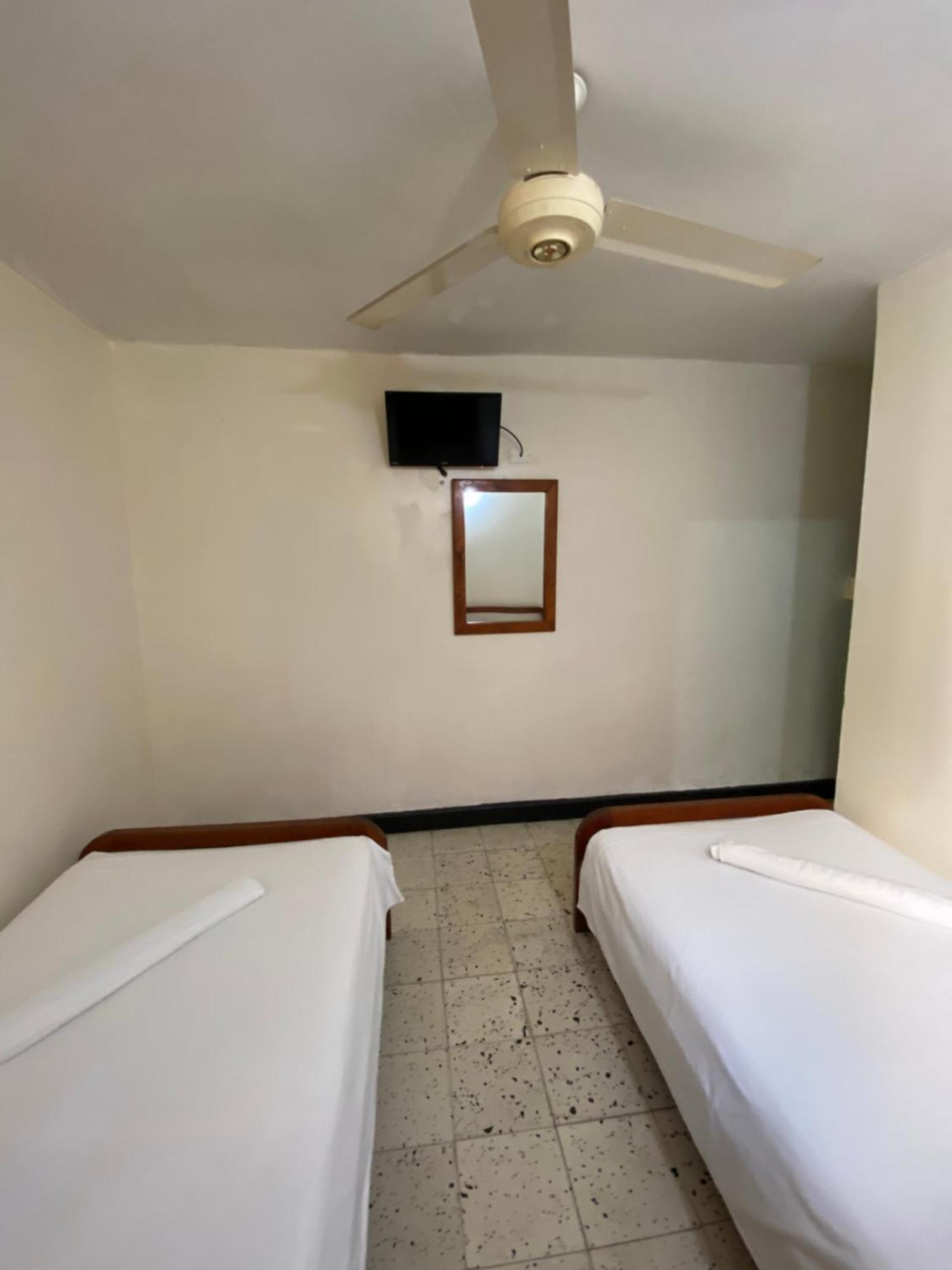 Hotel Granate Santa Marta  Kamer foto